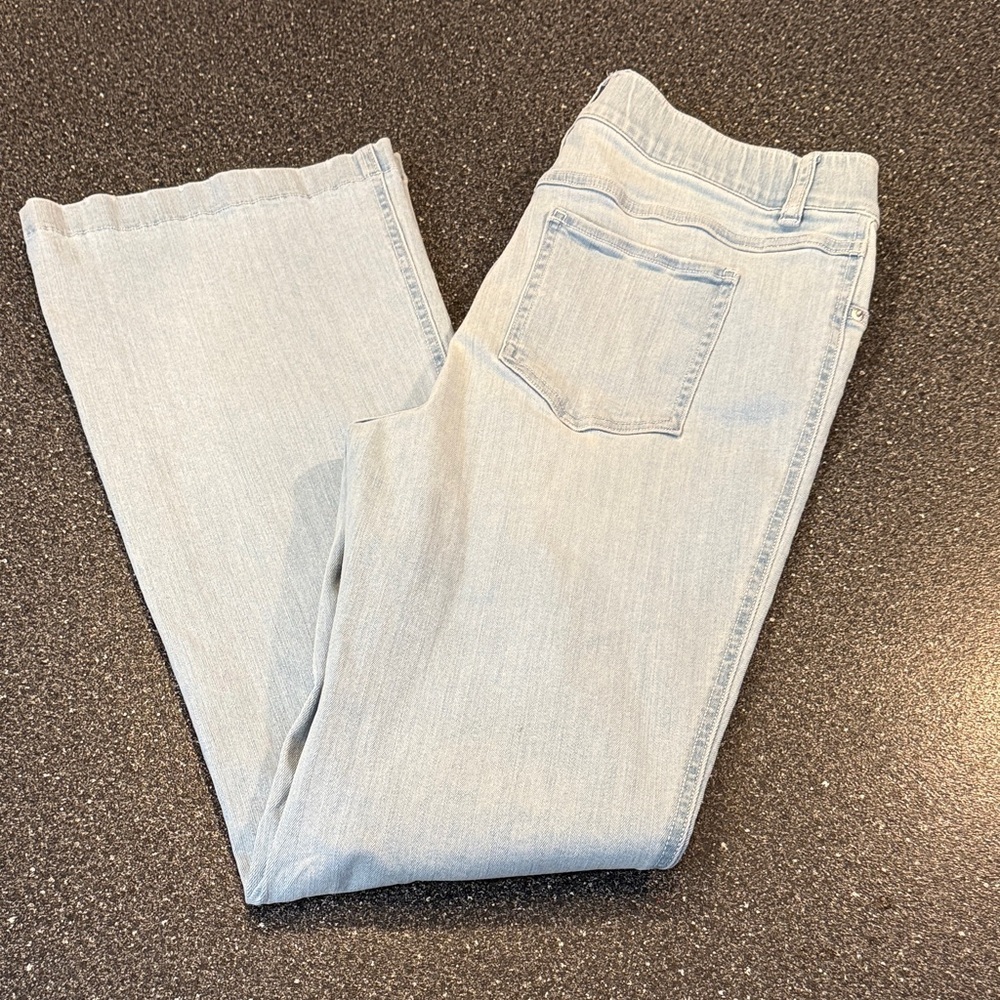 SPANX Women's Boot Leg Jeans in Light Blue - size large - Picture 5 of 5